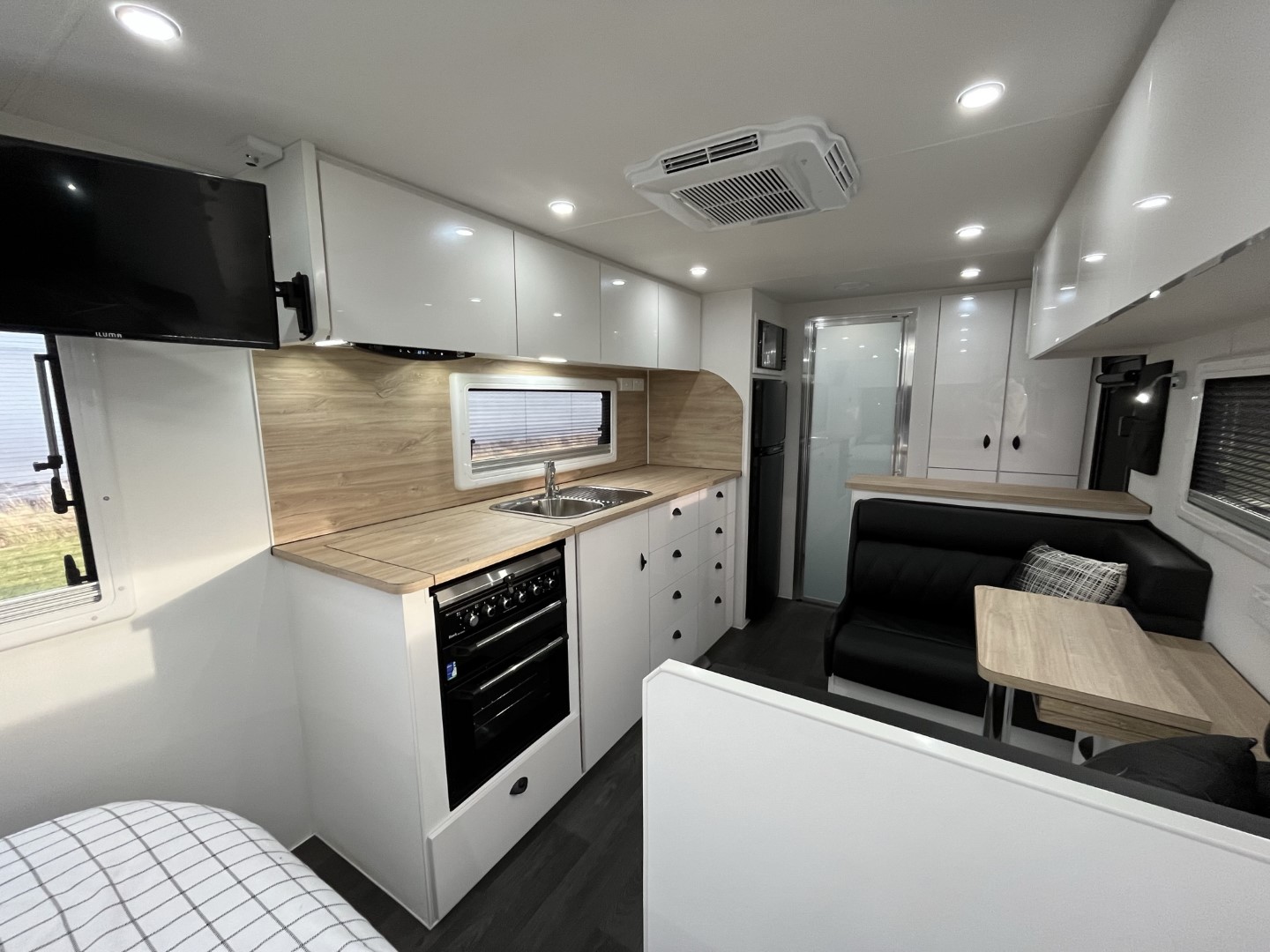 20ft6 Bellarine RV Balmoral Off-road Ensuite Caravan | Bellarine Caravans