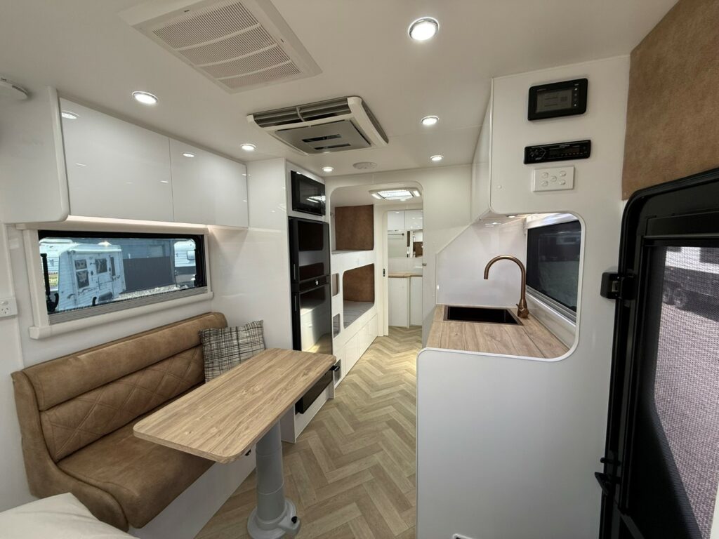 luxury-rv-quatro-offroad (28)